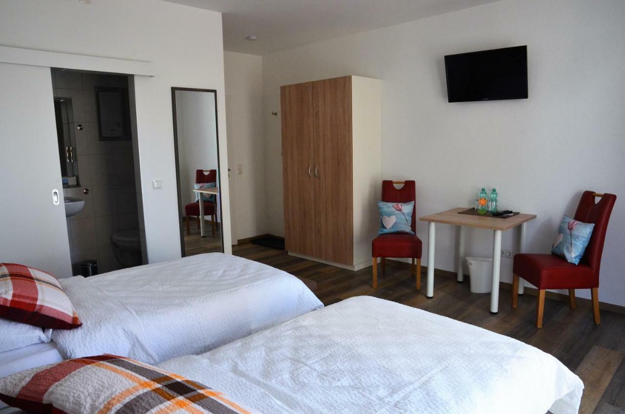 Gaestehaus Am Hochsimmer Ettringen  Luaran gambar
