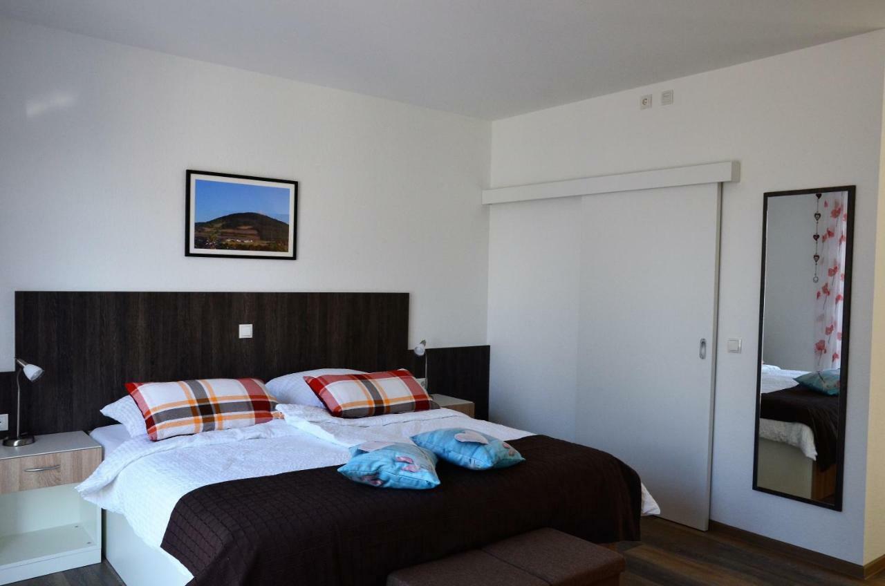 Gaestehaus Am Hochsimmer Ettringen  Luaran gambar